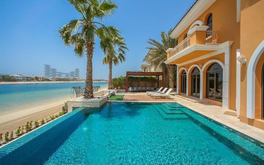 Luxurious 5-Bedroom Villa with Atlantis Views on Palm Jumeirah, Frond E