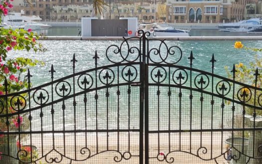 Stunning 6-Bedroom Signature Villa on Palm Jumeirah, Frond A – Fully Upgraded